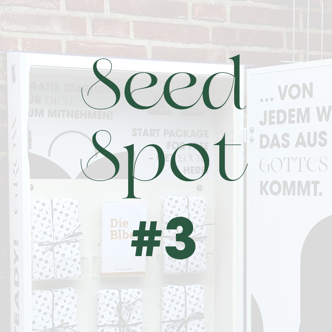 SeedSpot mit Start5and5-Starterpaketen am Pfarrzentrum St. Bonifatius in Lingen, neben dem Fairteiler von FoodSharing-Lingen.